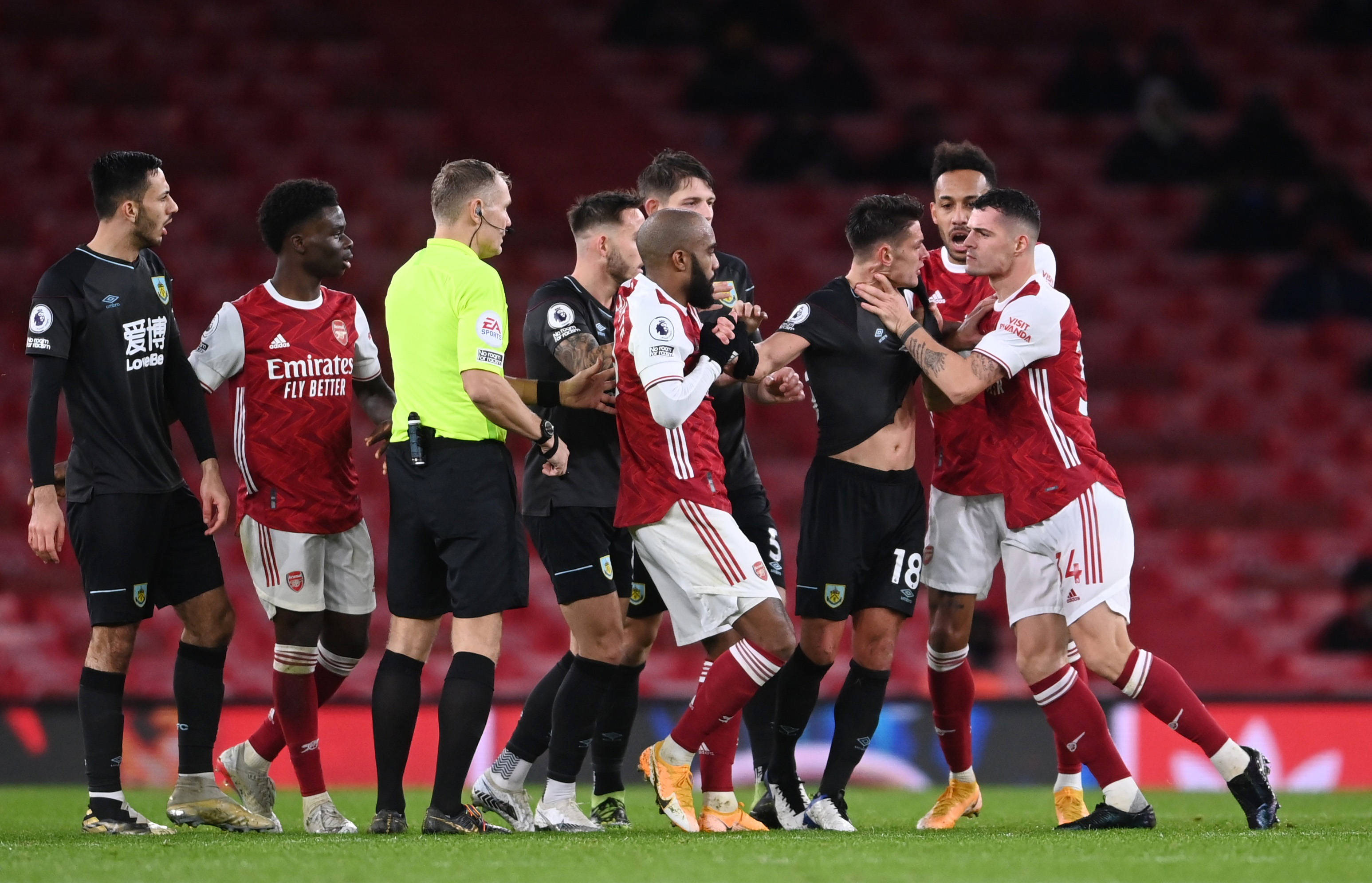 较量埋下了 较量埋下了